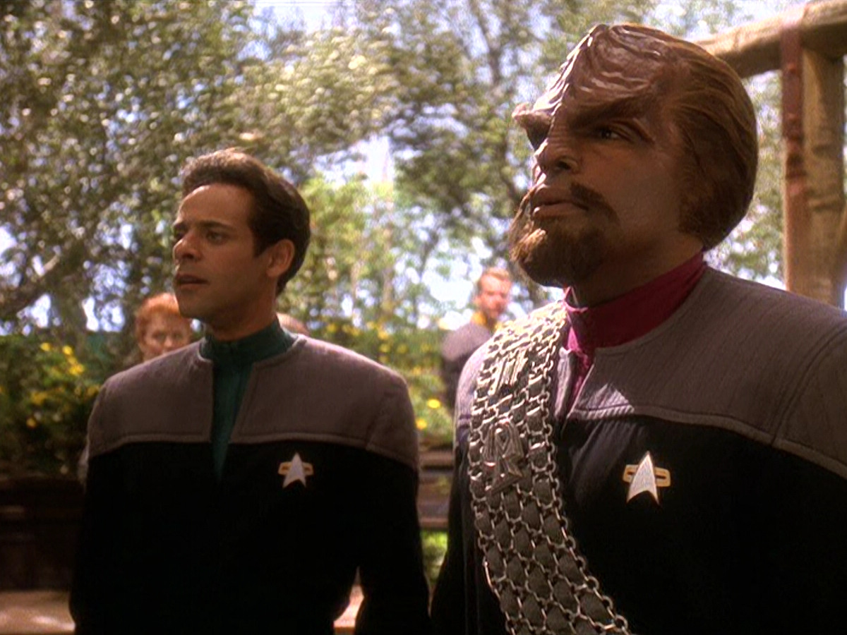 extant_StarTrek_DS9_5x22-ChildrenOfTime_01530.jpg
