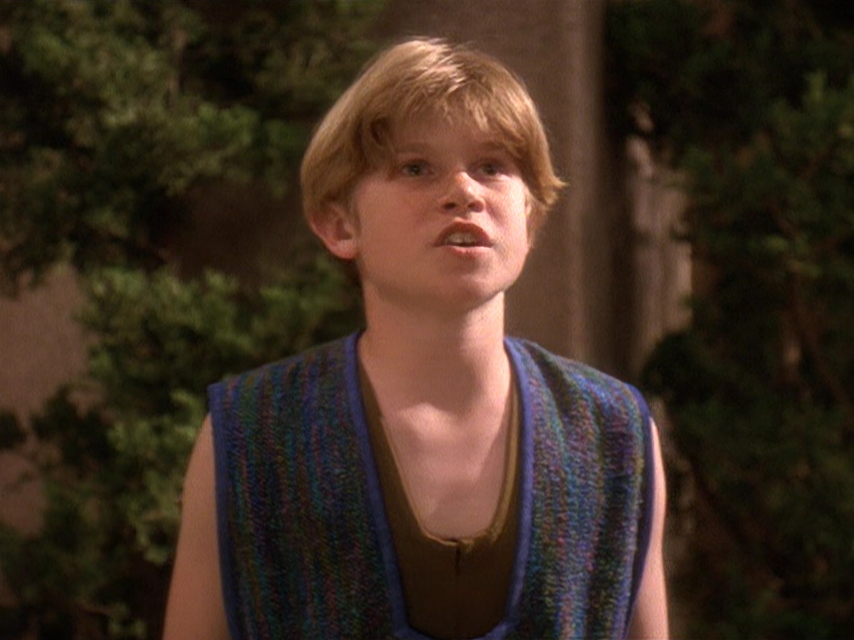 extant_StarTrek_DS9_5x22-ChildrenOfTime_01560.jpg