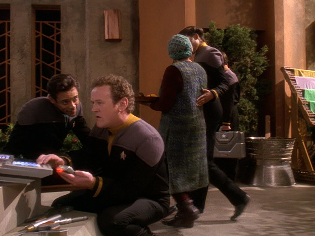 extant_StarTrek_DS9_5x22-ChildrenOfTime_01708.jpg