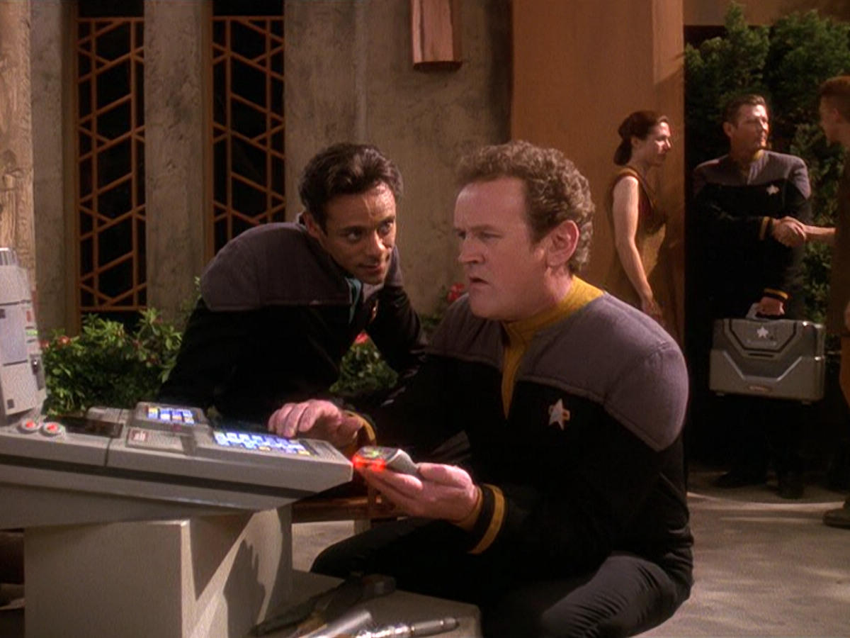extant_StarTrek_DS9_5x22-ChildrenOfTime_01721.jpg