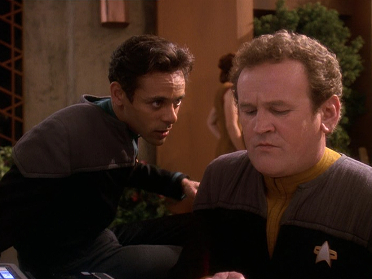 extant_StarTrek_DS9_5x22-ChildrenOfTime_01757.jpg