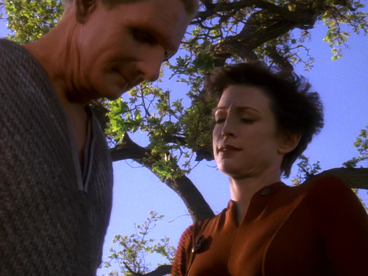 extant_StarTrek_DS9_5x22-ChildrenOfTime_01971.jpg