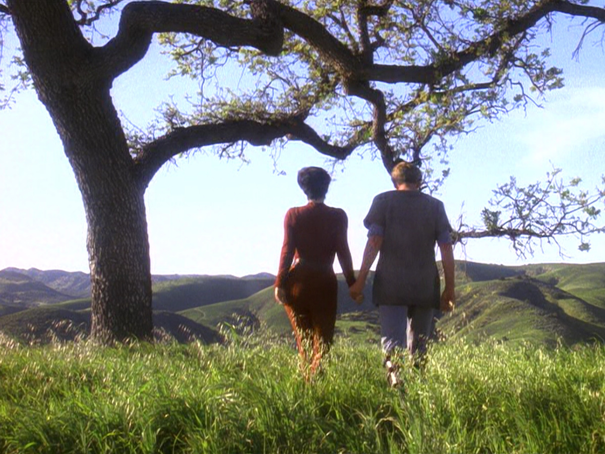 extant_StarTrek_DS9_5x22-ChildrenOfTime_01985.jpg