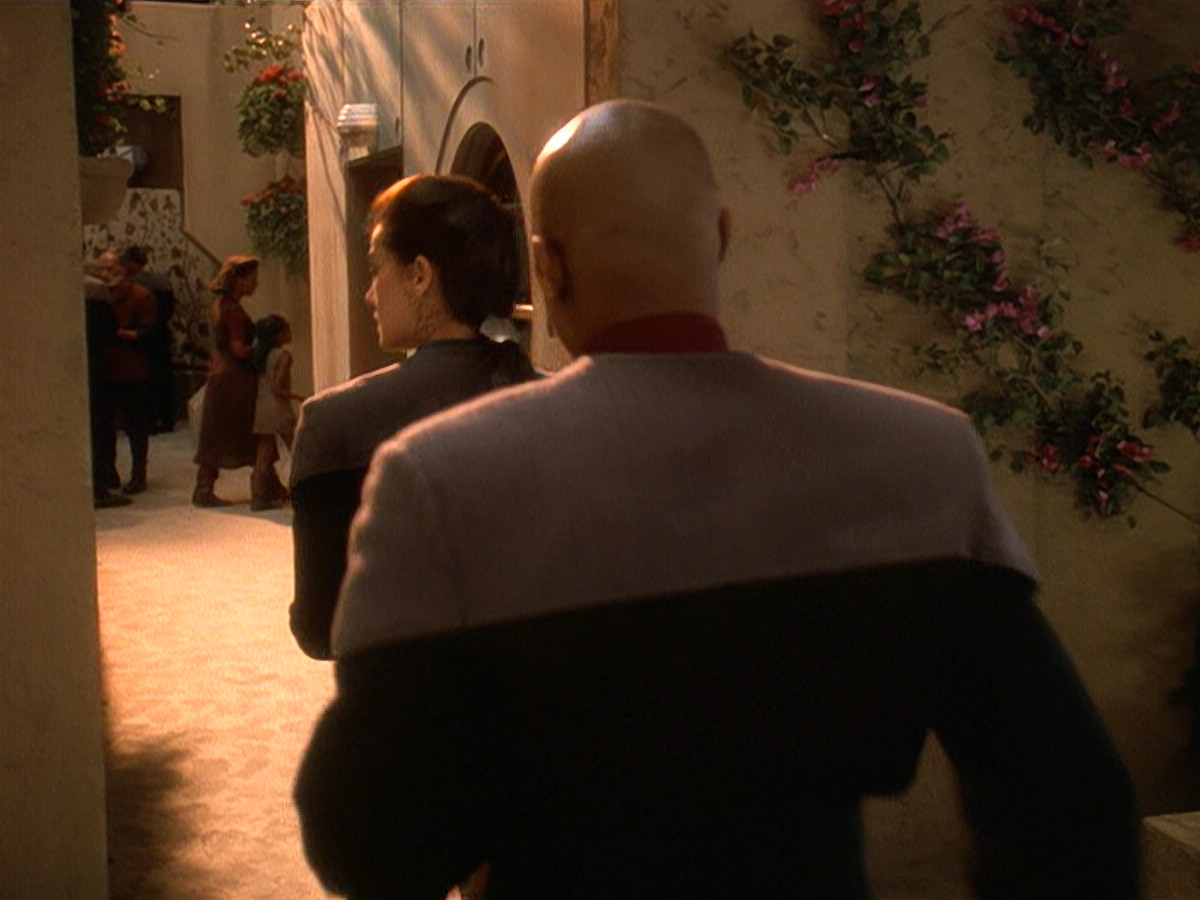 extant_StarTrek_DS9_5x22-ChildrenOfTime_02014.jpg