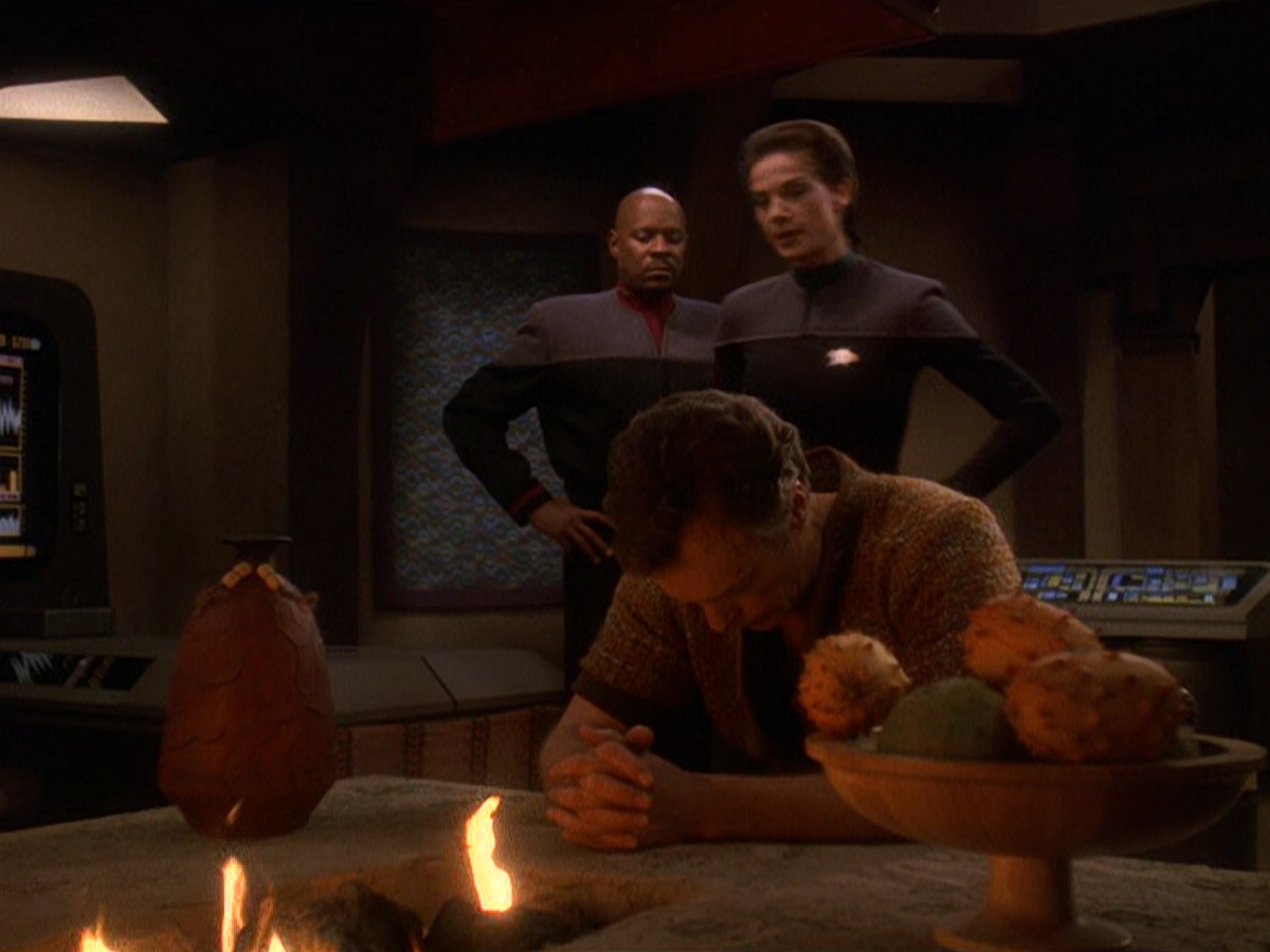 extant_StarTrek_DS9_5x22-ChildrenOfTime_02081.jpg