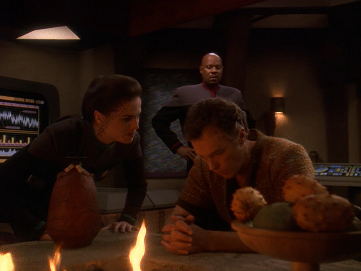 extant_StarTrek_DS9_5x22-ChildrenOfTime_02089.jpg