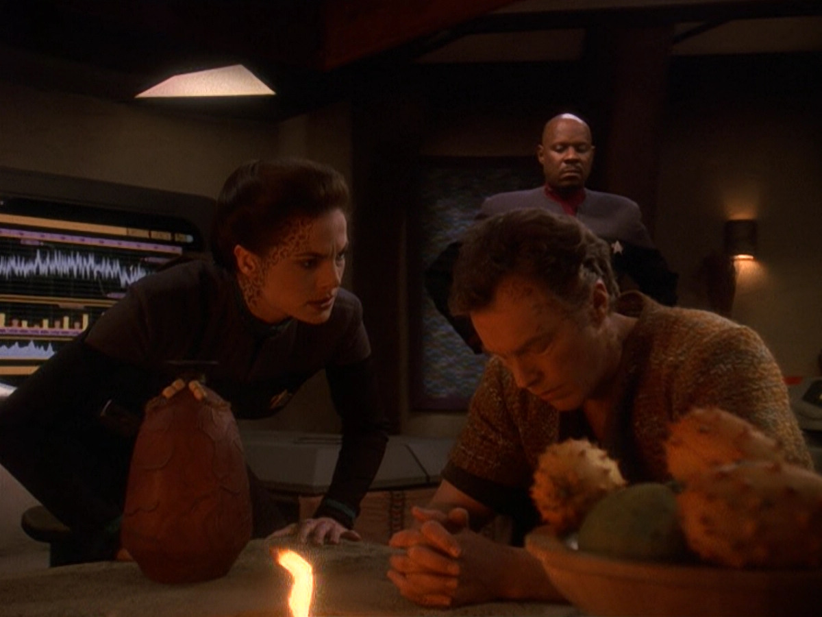 extant_StarTrek_DS9_5x22-ChildrenOfTime_02094.jpg