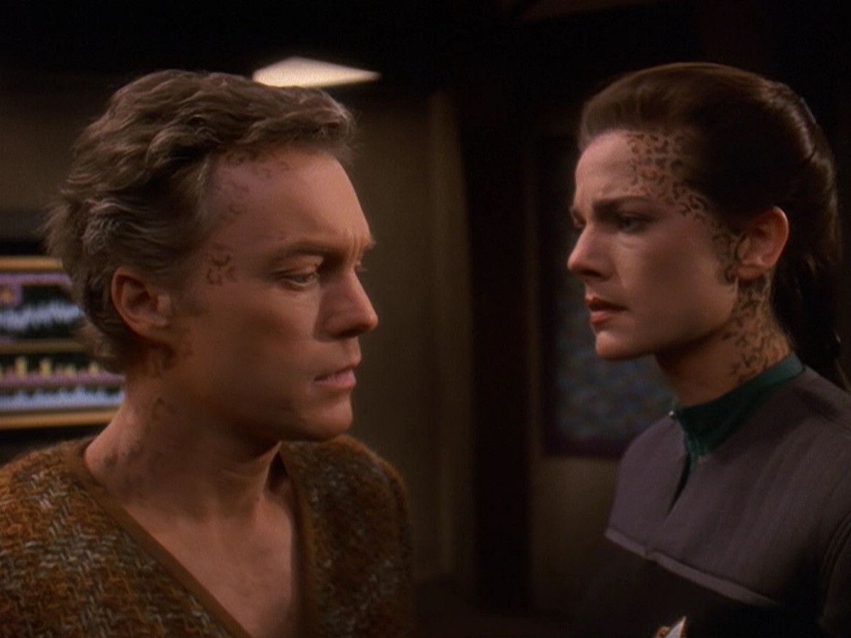 extant_StarTrek_DS9_5x22-ChildrenOfTime_02349.jpg