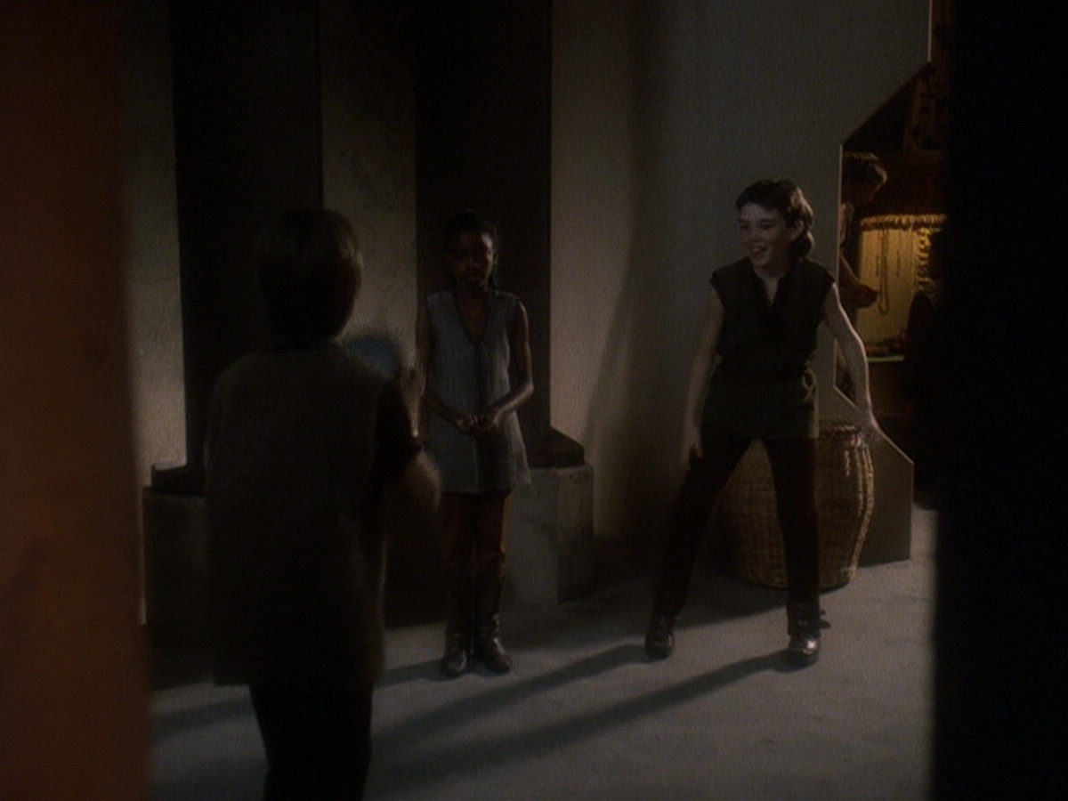 extant_StarTrek_DS9_5x22-ChildrenOfTime_02367.jpg
