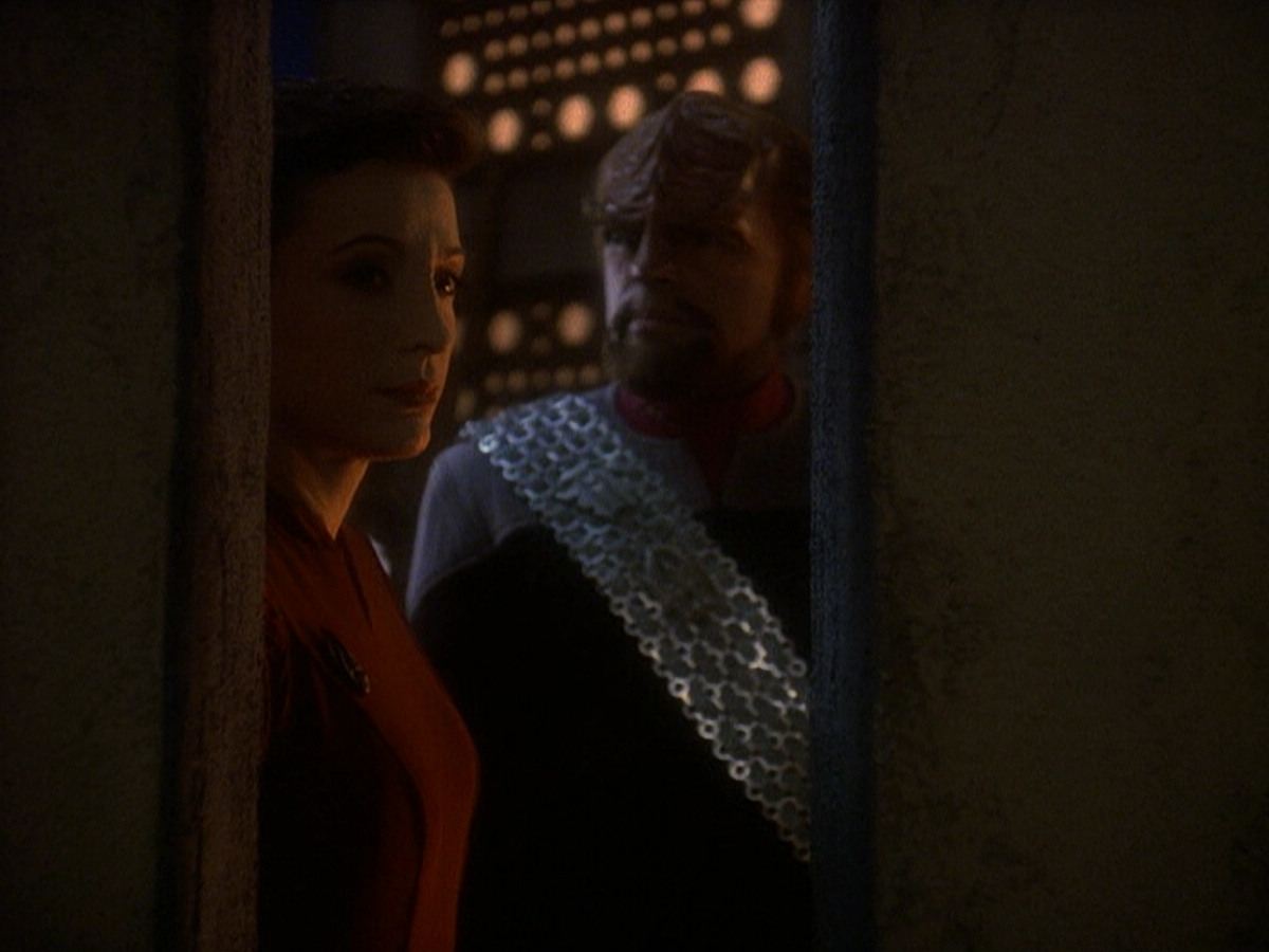 extant_StarTrek_DS9_5x22-ChildrenOfTime_02371.jpg