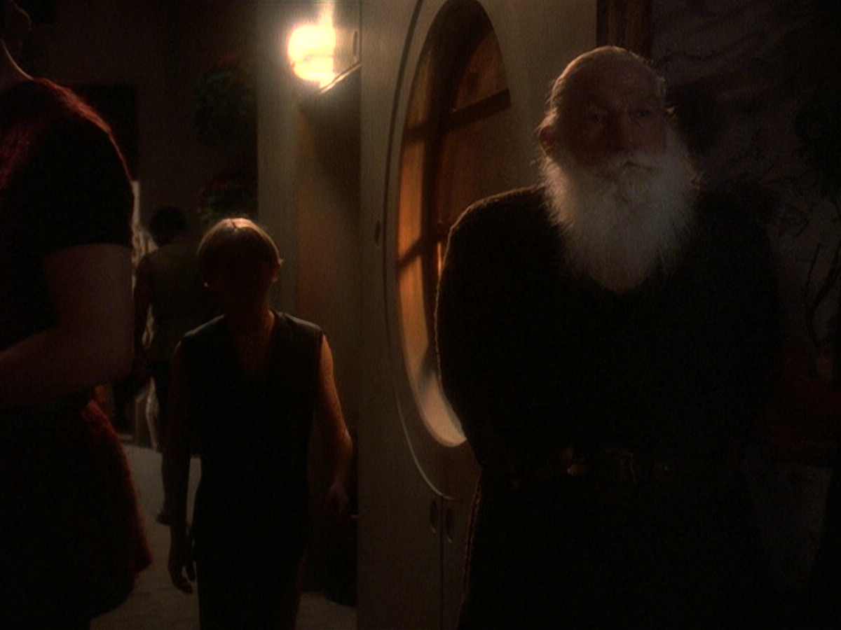 extant_StarTrek_DS9_5x22-ChildrenOfTime_02426.jpg