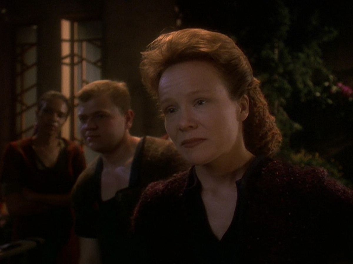 extant_StarTrek_DS9_5x22-ChildrenOfTime_02432.jpg