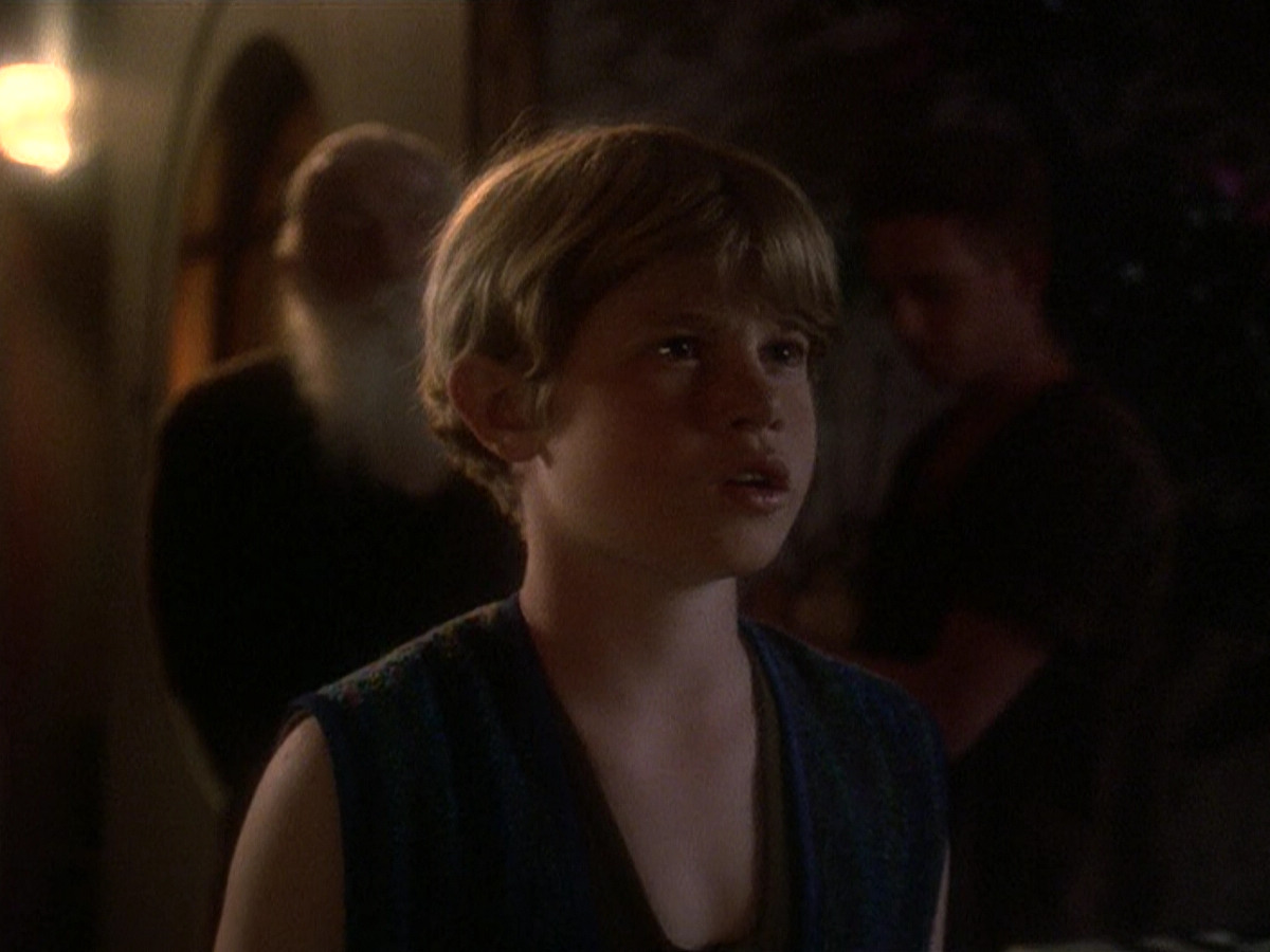 extant_StarTrek_DS9_5x22-ChildrenOfTime_02435.jpg