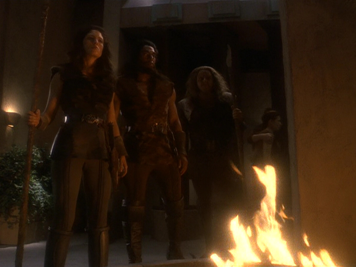 extant_StarTrek_DS9_5x22-ChildrenOfTime_02456.jpg