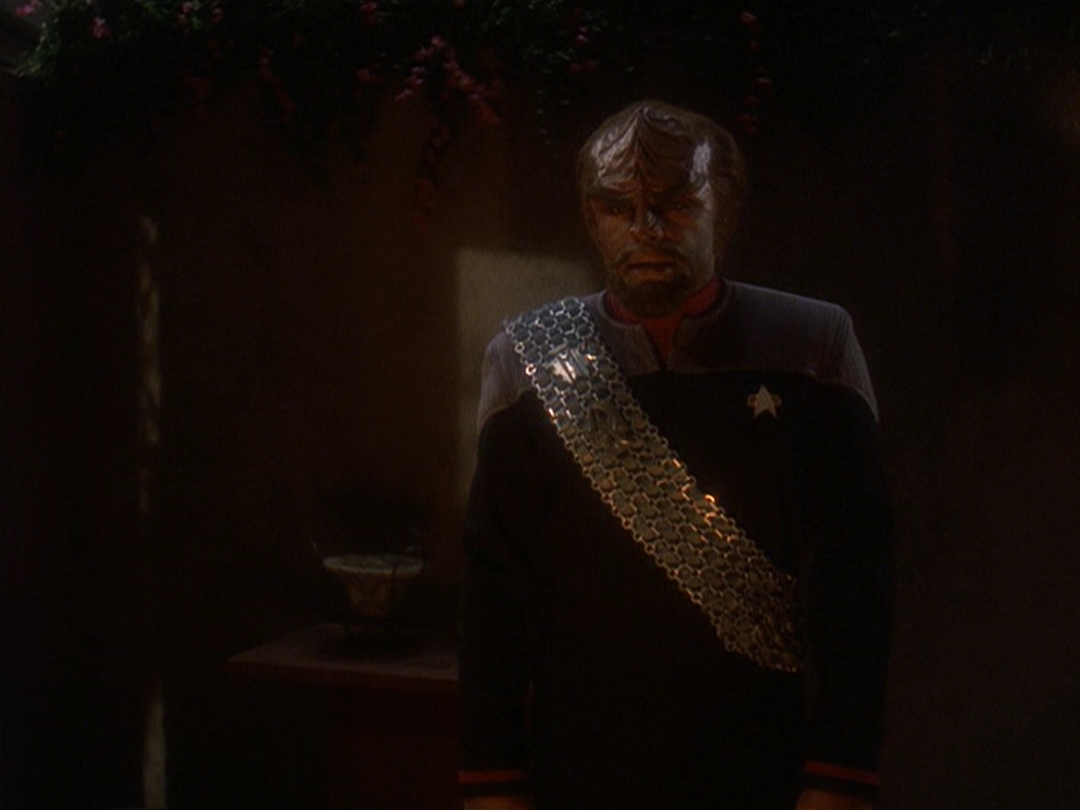 extant_StarTrek_DS9_5x22-ChildrenOfTime_02467.jpg