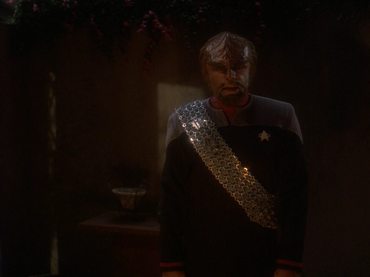 extant_StarTrek_DS9_5x22-ChildrenOfTime_02469.jpg