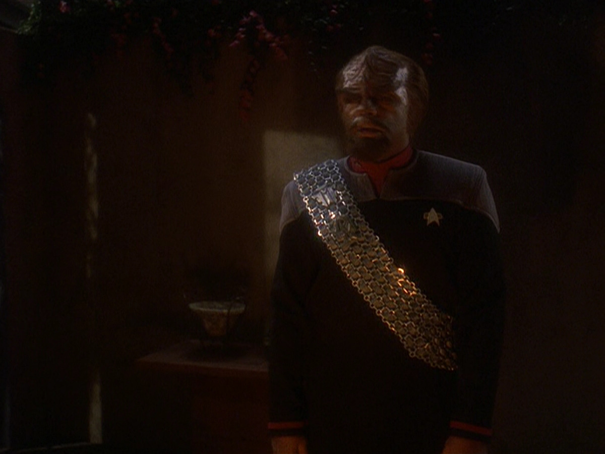 extant_StarTrek_DS9_5x22-ChildrenOfTime_02482.jpg