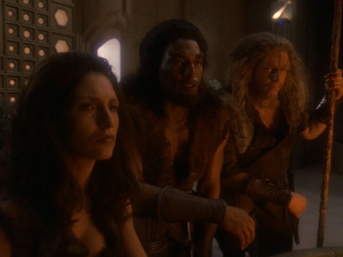 extant_StarTrek_DS9_5x22-ChildrenOfTime_02526.jpg