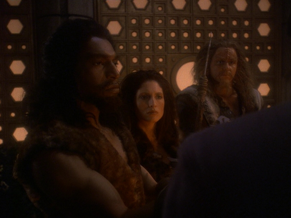 extant_StarTrek_DS9_5x22-ChildrenOfTime_02624.jpg