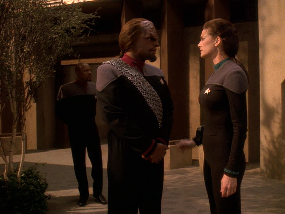extant_StarTrek_DS9_5x22-ChildrenOfTime_02841.jpg