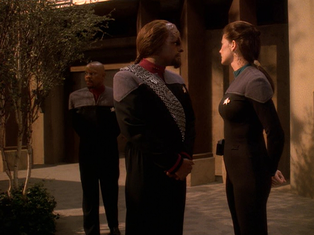 extant_StarTrek_DS9_5x22-ChildrenOfTime_02843.jpg