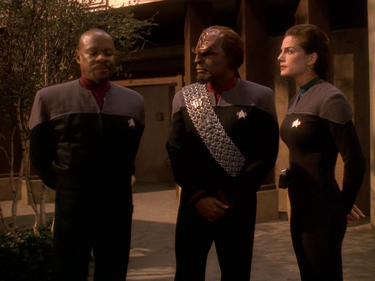 extant_StarTrek_DS9_5x22-ChildrenOfTime_02848.jpg