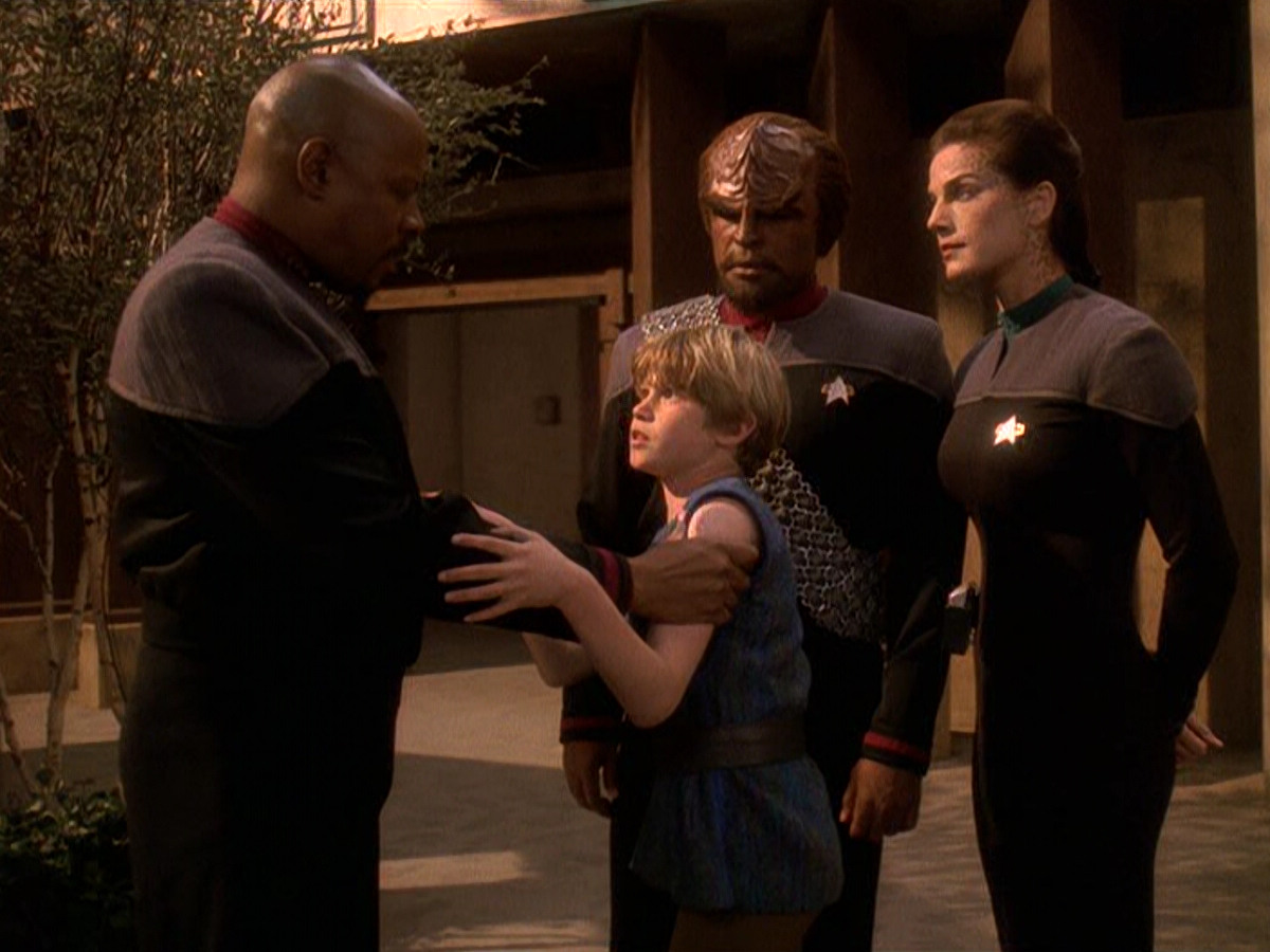 extant_StarTrek_DS9_5x22-ChildrenOfTime_02856.jpg