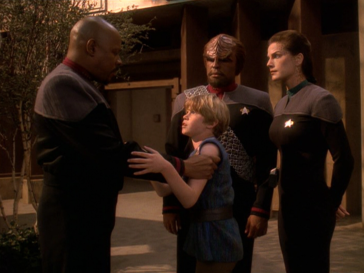 extant_StarTrek_DS9_5x22-ChildrenOfTime_02858.jpg