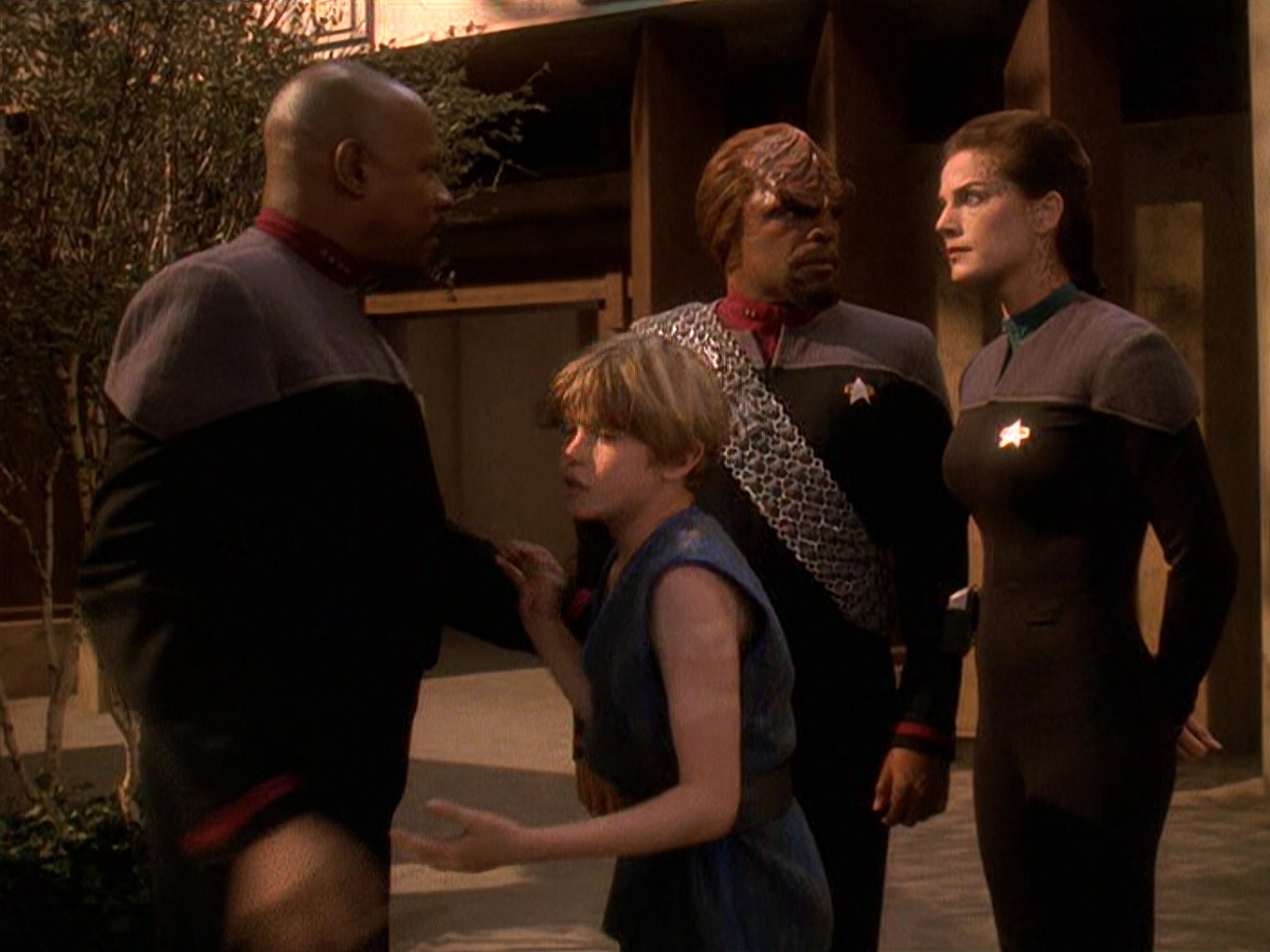 extant_StarTrek_DS9_5x22-ChildrenOfTime_02859.jpg
