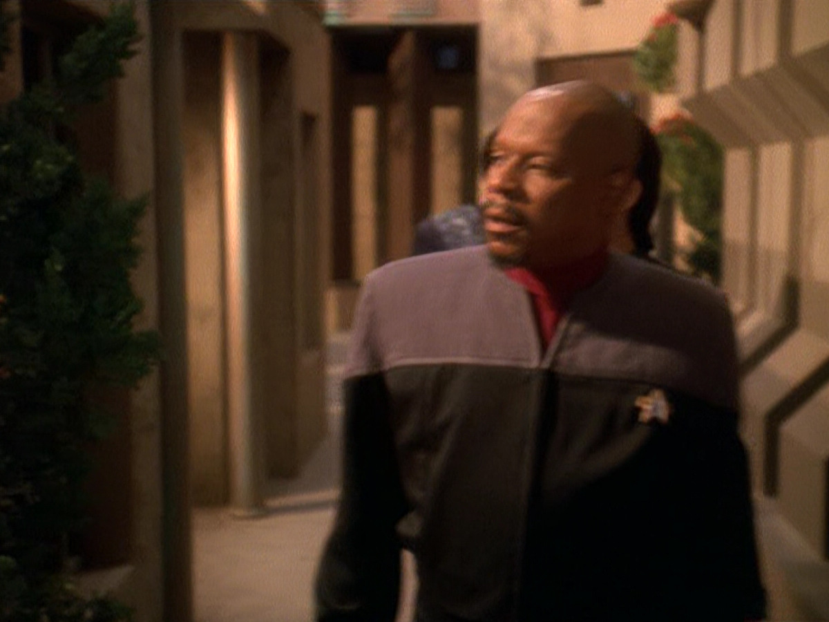 extant_StarTrek_DS9_5x22-ChildrenOfTime_02873.jpg