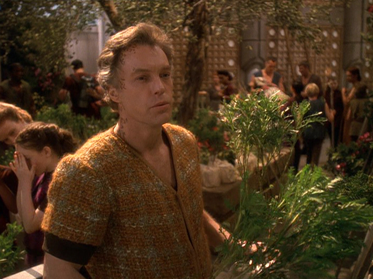extant_StarTrek_DS9_5x22-ChildrenOfTime_02893.jpg