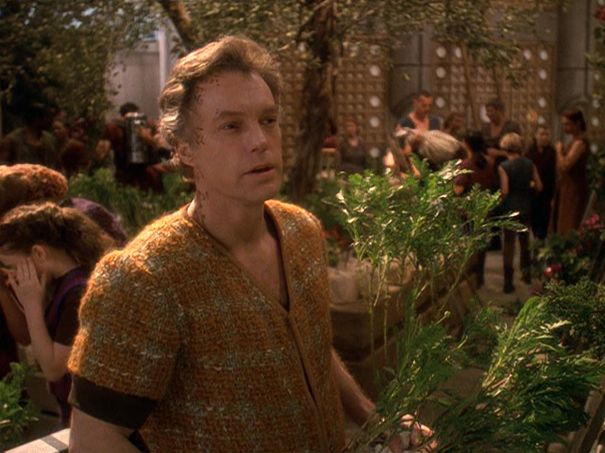 extant_StarTrek_DS9_5x22-ChildrenOfTime_02894.jpg