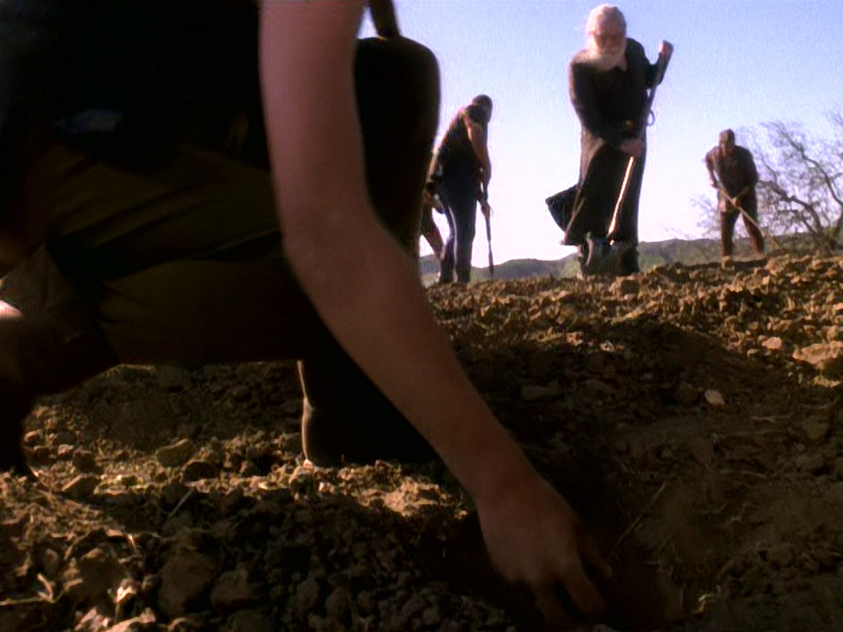 extant_StarTrek_DS9_5x22-ChildrenOfTime_02926.jpg