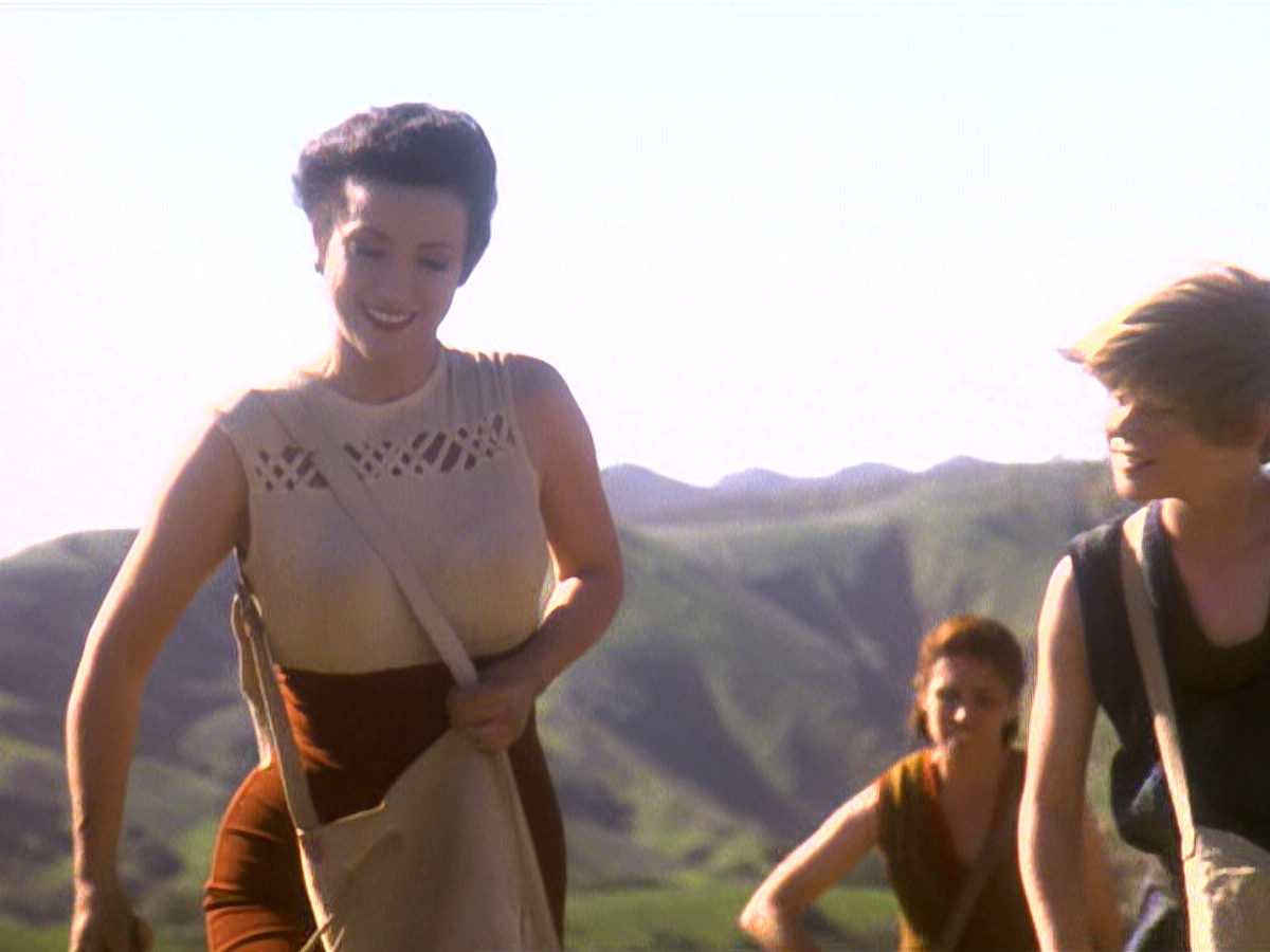 extant_StarTrek_DS9_5x22-ChildrenOfTime_02939.jpg