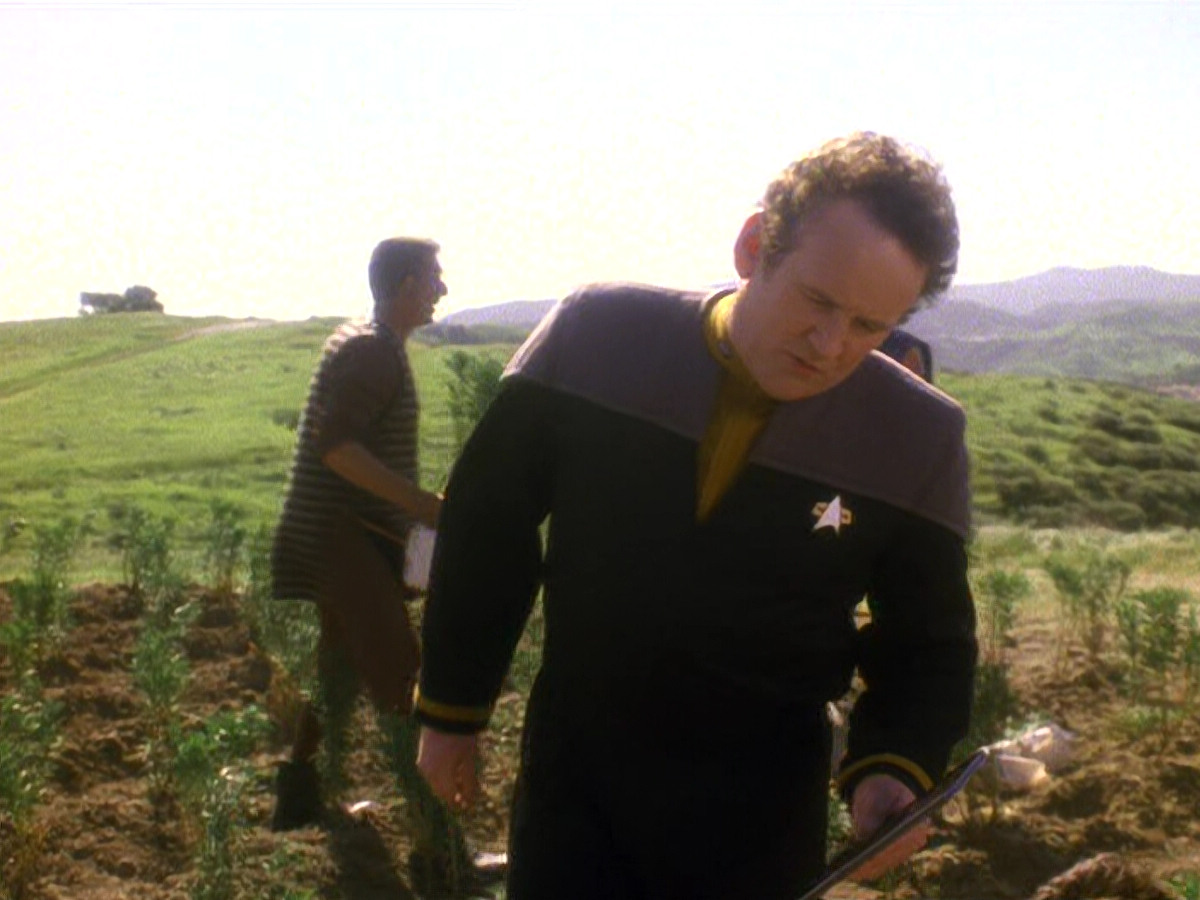 extant_StarTrek_DS9_5x22-ChildrenOfTime_02972.jpg