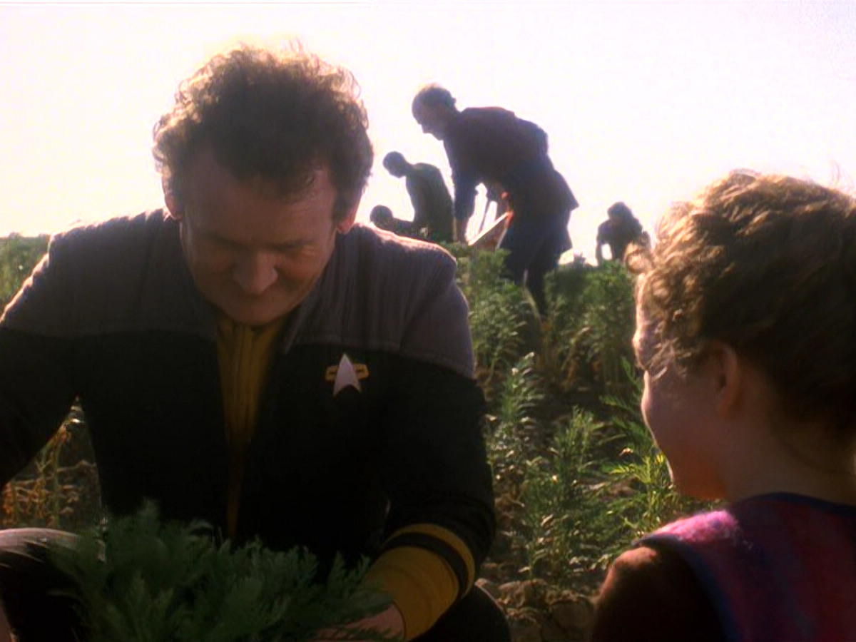 extant_StarTrek_DS9_5x22-ChildrenOfTime_03095.jpg