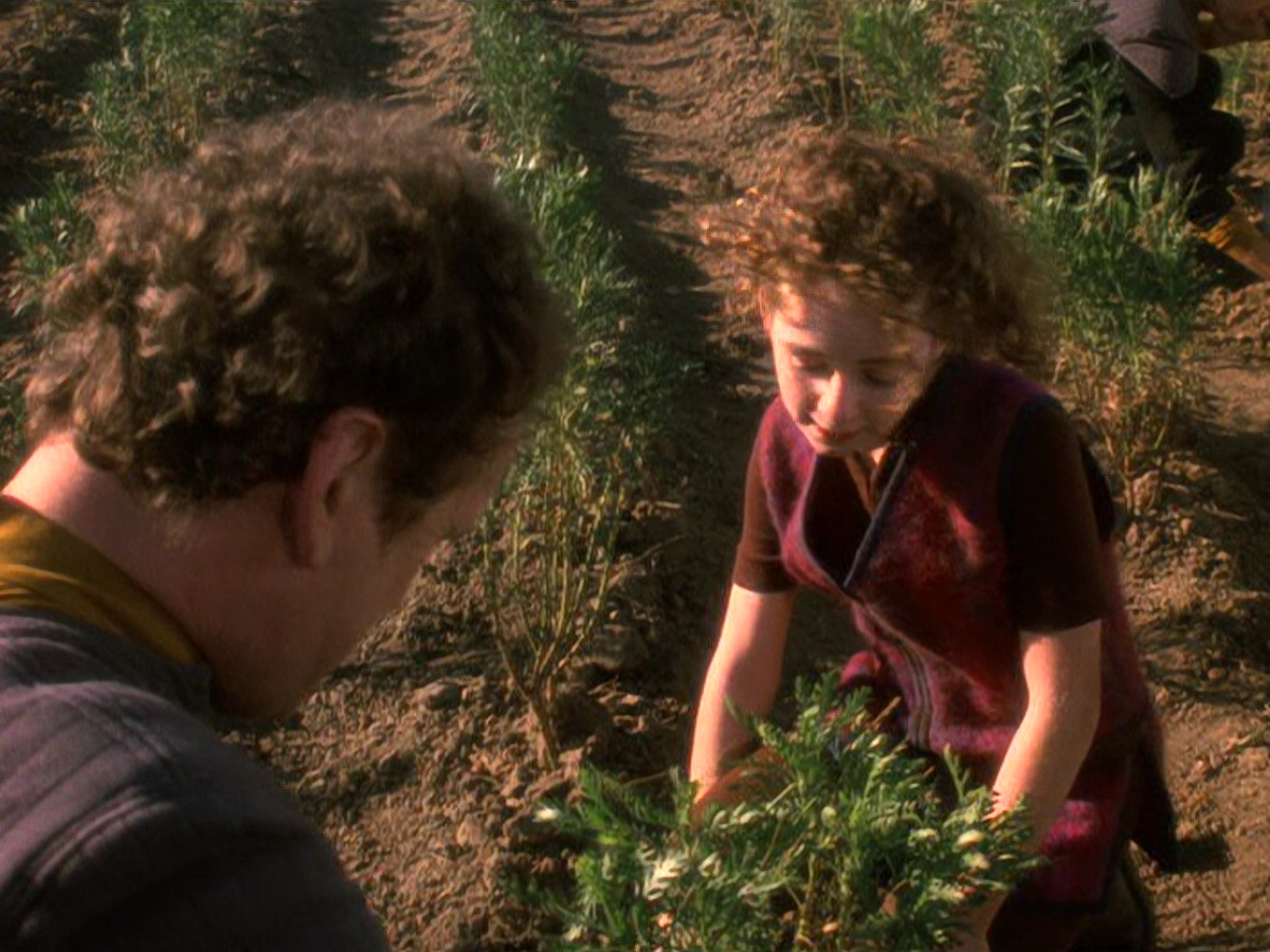 extant_StarTrek_DS9_5x22-ChildrenOfTime_03104.jpg