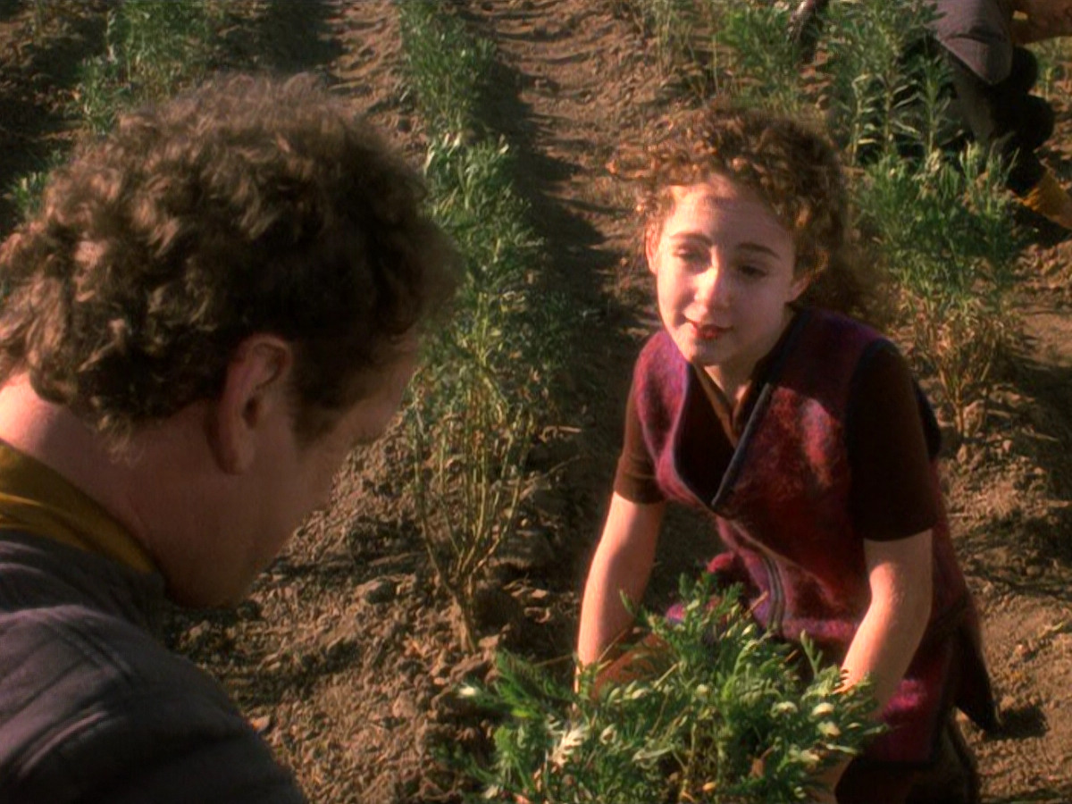 extant_StarTrek_DS9_5x22-ChildrenOfTime_03105.jpg