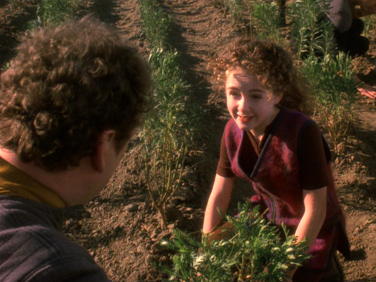 extant_StarTrek_DS9_5x22-ChildrenOfTime_03106.jpg