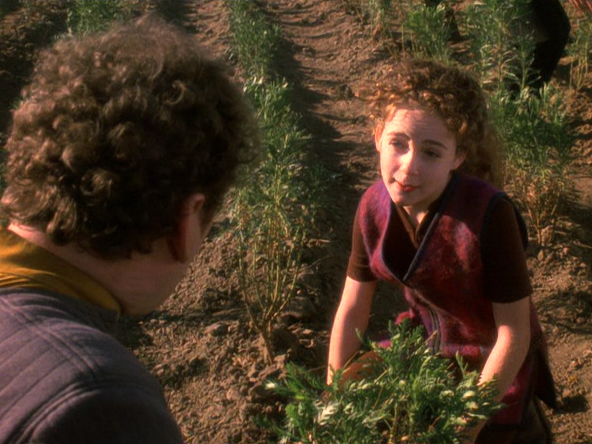 extant_StarTrek_DS9_5x22-ChildrenOfTime_03109.jpg