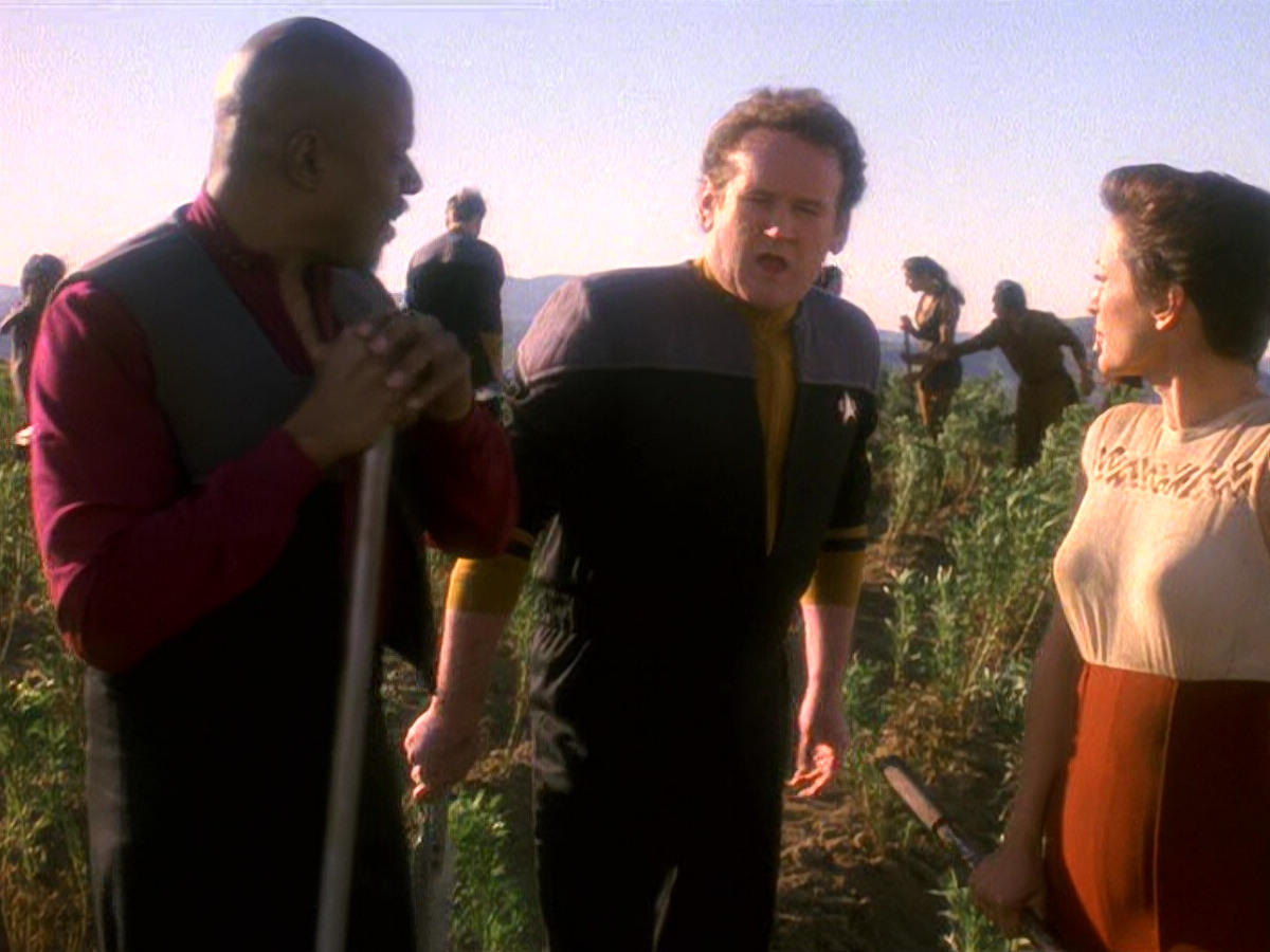 extant_StarTrek_DS9_5x22-ChildrenOfTime_03146.jpg