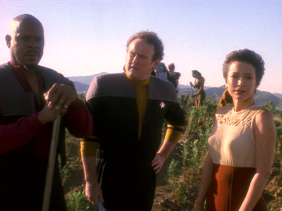 extant_StarTrek_DS9_5x22-ChildrenOfTime_03166.jpg