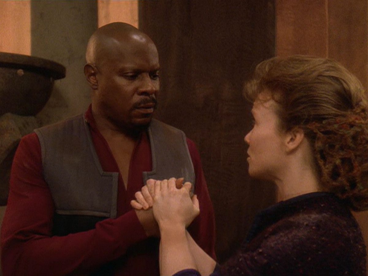extant_StarTrek_DS9_5x22-ChildrenOfTime_03199.jpg