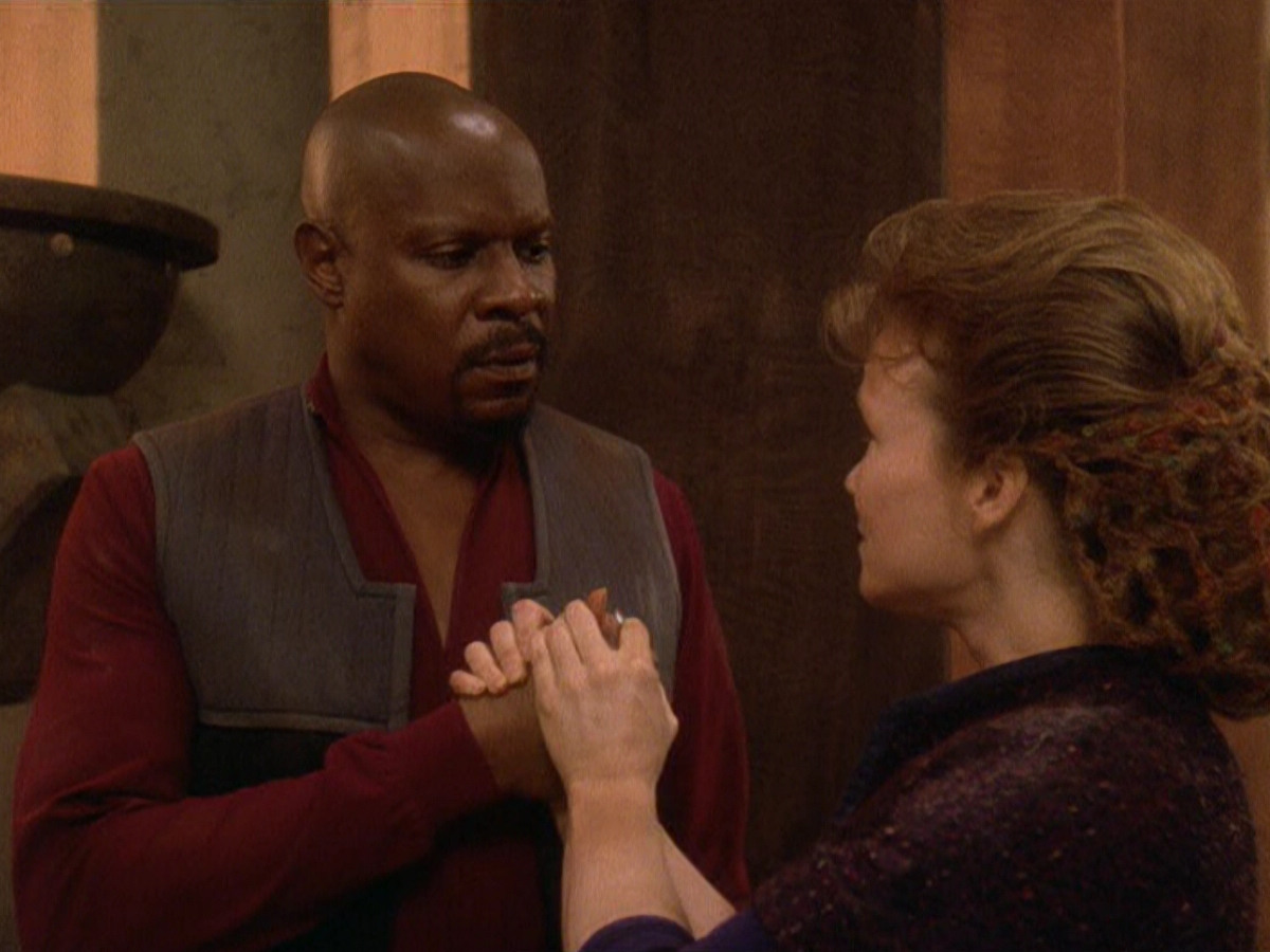 extant_StarTrek_DS9_5x22-ChildrenOfTime_03204.jpg