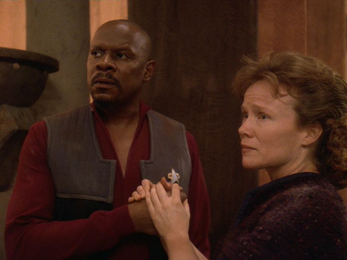 extant_StarTrek_DS9_5x22-ChildrenOfTime_03206.jpg