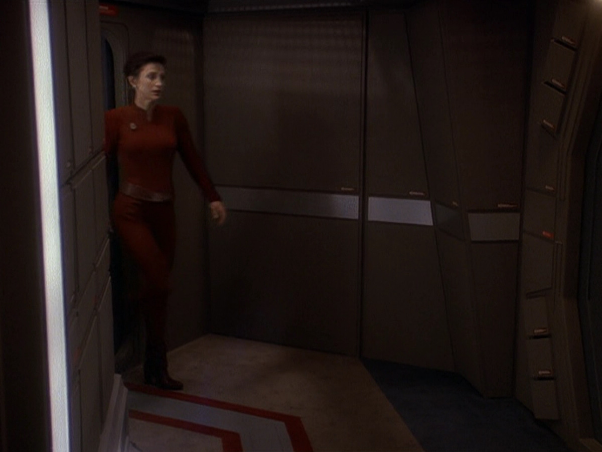 extant_StarTrek_DS9_5x22-ChildrenOfTime_03238.jpg