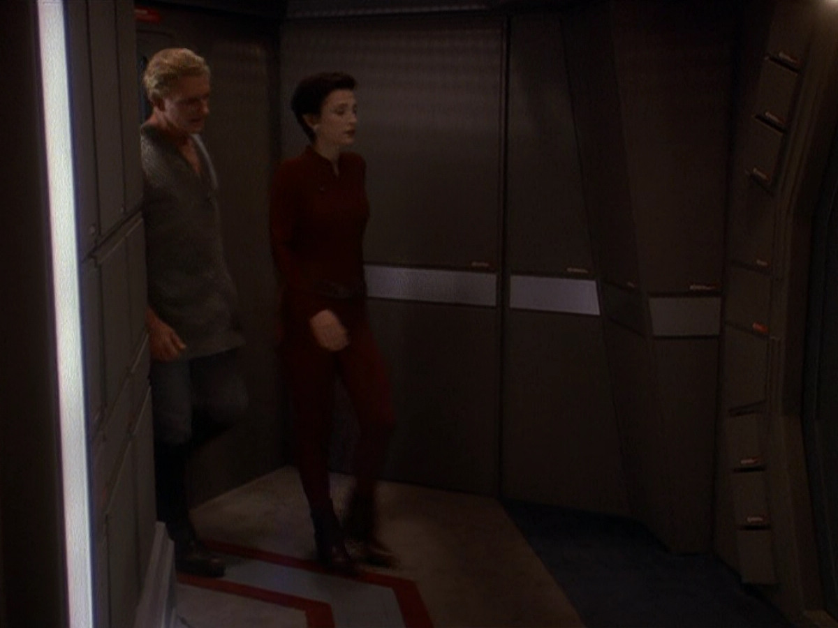 extant_StarTrek_DS9_5x22-ChildrenOfTime_03239.jpg