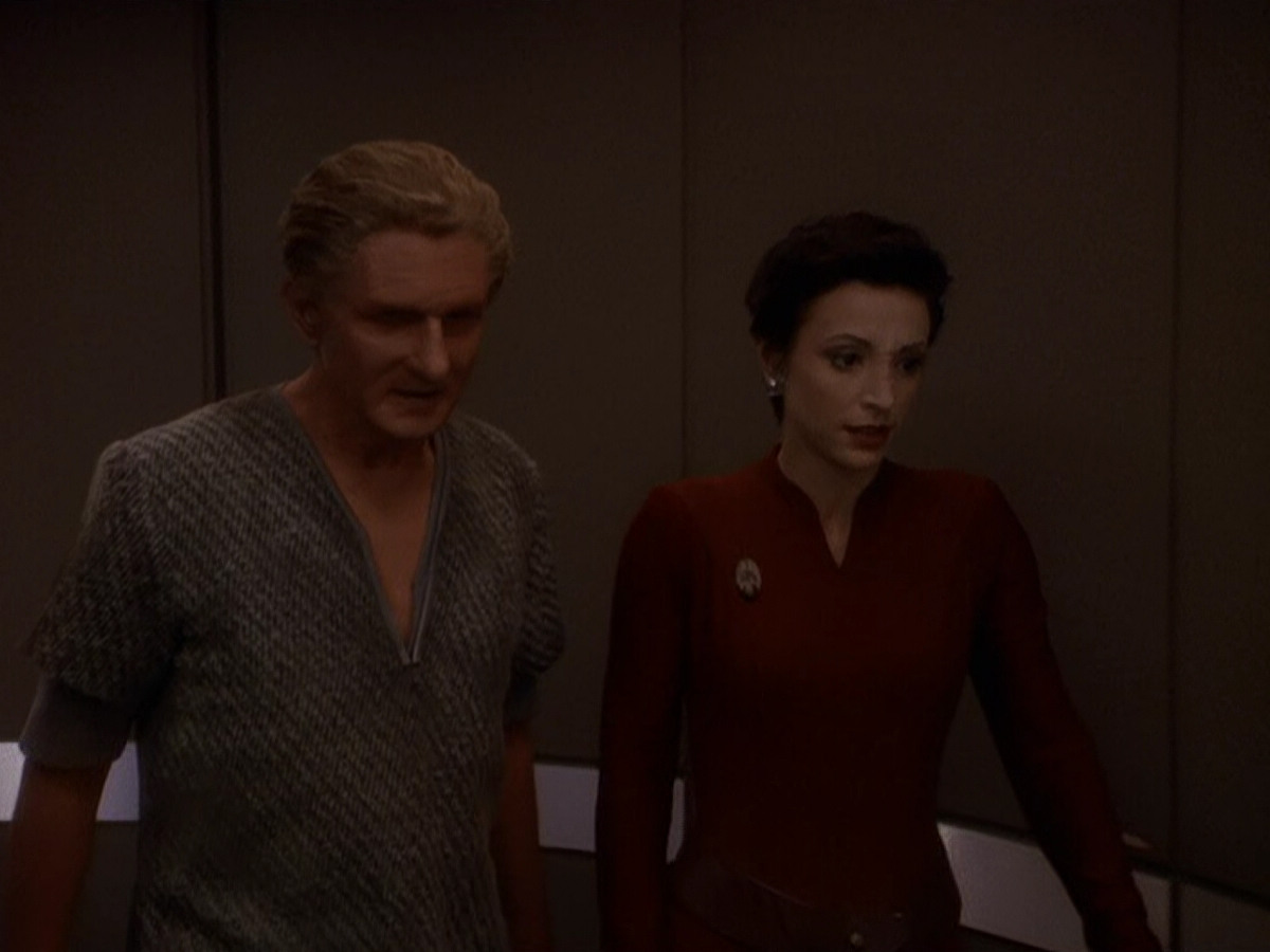 extant_StarTrek_DS9_5x22-ChildrenOfTime_03248.jpg