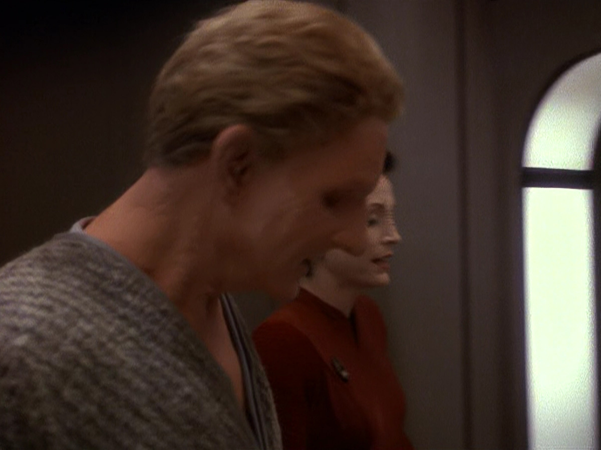 extant_StarTrek_DS9_5x22-ChildrenOfTime_03251.jpg