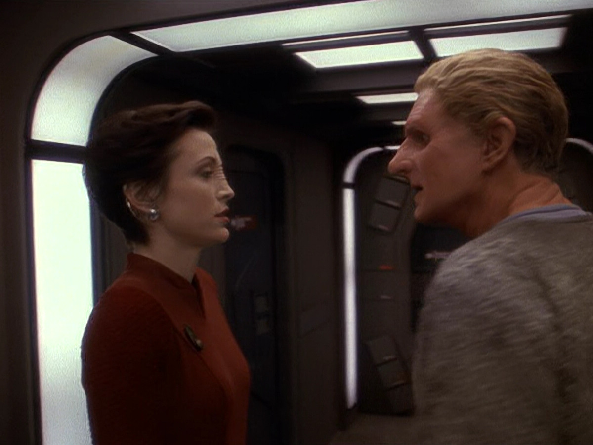 extant_StarTrek_DS9_5x22-ChildrenOfTime_03253.jpg